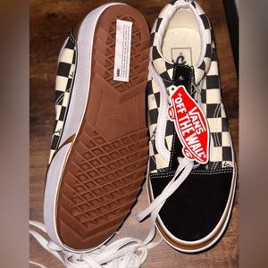 Vans platform sneakers size 9